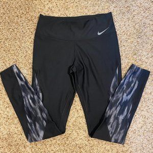 Nike Women's Dri-Fit leggings Size S